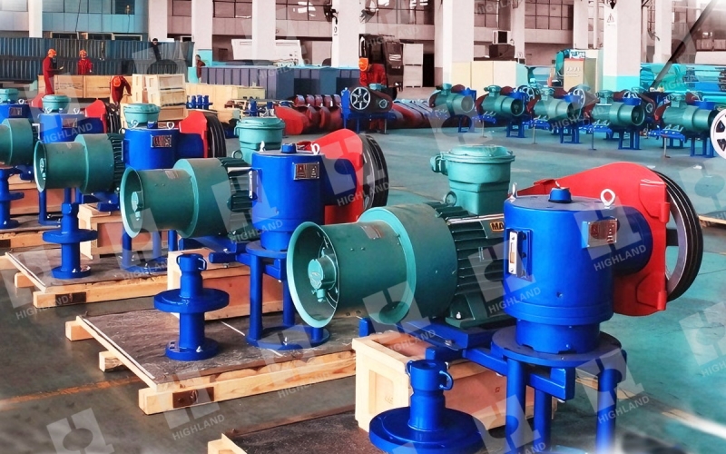 地面驱动装置A：伞齿减速机型