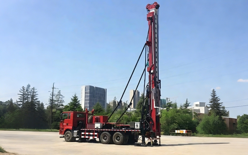 电驱自动化修井机