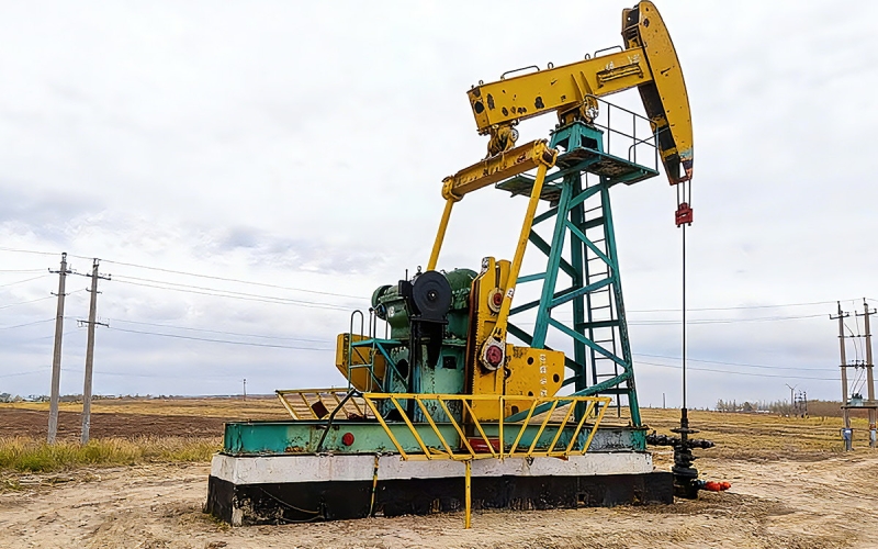 半直驱游梁式抽油机